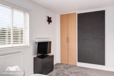 148 Radburn Close, Harlow, CM18 7EG