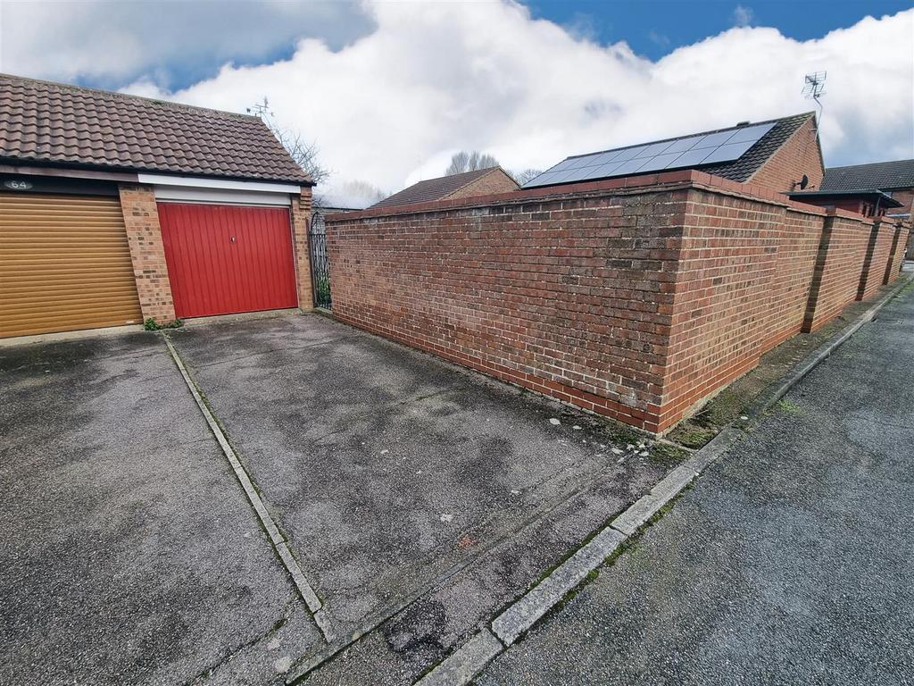 Driveway & Garage