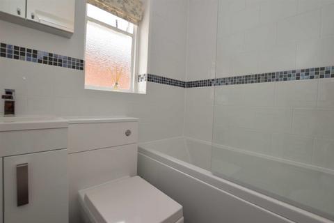 32 Addison Road, Reading, RG1 8EN