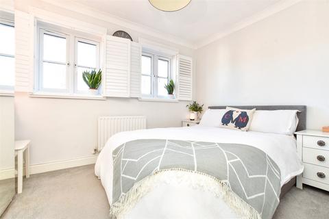 2 bedroom end of terrace house for sale, Horsham Road, Beare Green, Dorking, Surrey