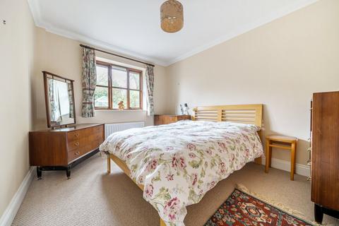 21 Bax Close, Cranleigh, GU6 7NB
