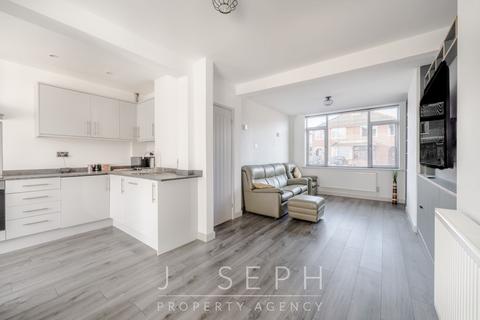 41 Bernard Crescent, Ipswich, IP3 9LJ