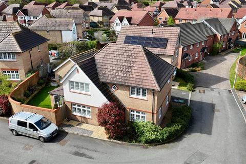 4 bedroom detached house for sale, Camomile Way, Newton Abbot TQ12