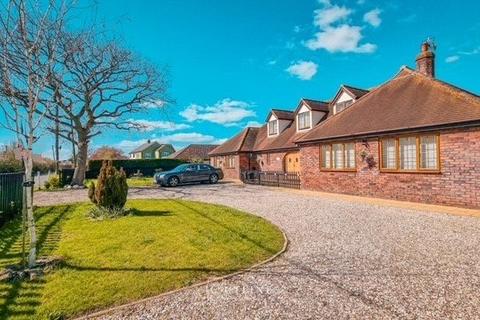 5 bedroom detached house for sale, Barnhall Road, Tolleshunt Knights, CM9