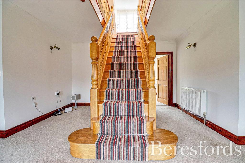 Barnhall Road, Tolleshunt Knights, CM9 5 bed detached house for sale