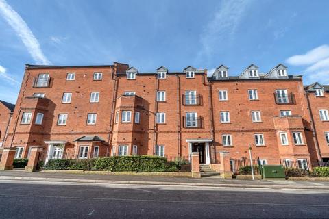 2 bedroom flat for sale, Banbury,  Oxfordshire,  OX16