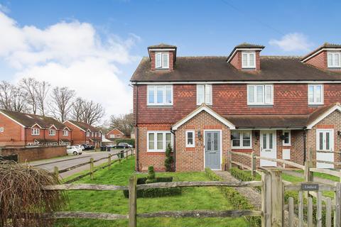 4 bedroom end of terrace house for sale, Brookhill Road, Copthorne, Crawley, West Sussex. RH10 3PJ