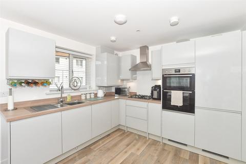 12 Alder Way, Faygate, Horsham, RH12 0BU