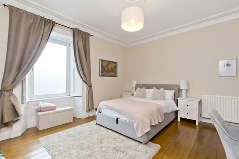 1/1 Burns Place, Edinburgh, EH6 5QD