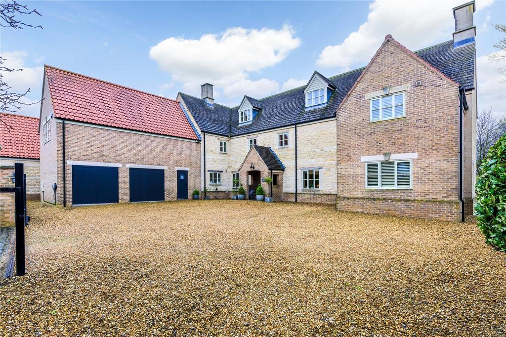 Circus Grove, Hemington Road, Polebrook, Northamptonshire, PE8 6 bed