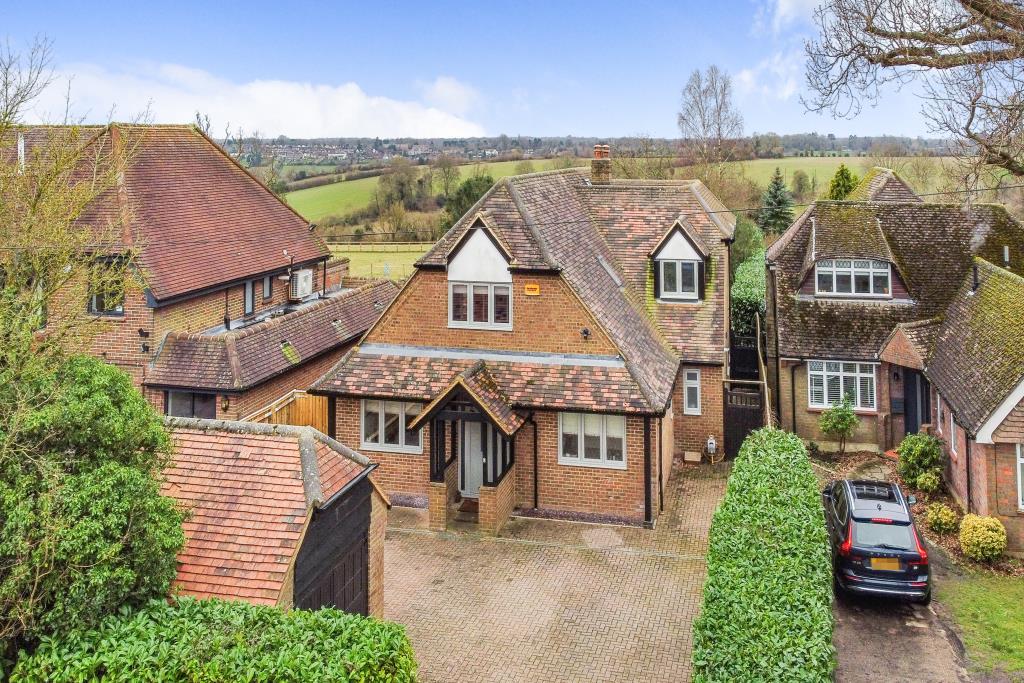Bellingdon, Buckinghamshire, HP5 4 bed detached house for sale £1,450,000