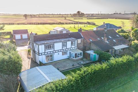 3 bedroom end of terrace house for sale - Station Road, Thornton Curtis, Lincolnshire, DN39