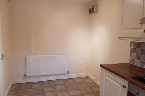 2 bedroom semi-detached house to rent - Old Road, Weston, ST18 0JJ