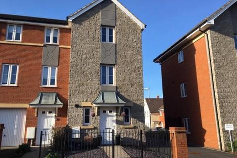 4 bedroom townhouse to rent - Latimer Close, Bristol,