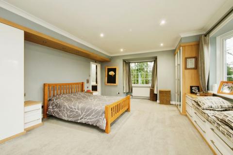 6 bedroom detached house for sale - Mill Lane, Harrogate, HG3
