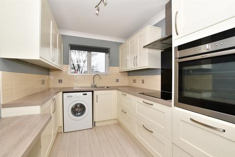 2 bedroom flat for sale, Reigate Hill, Reigate, Surrey