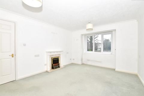 2 bedroom flat for sale, Reigate Hill, Reigate, Surrey