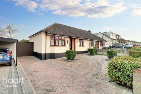 2 bedroom semi-detached bungalow for sale, Hatfield Road, Rayleigh