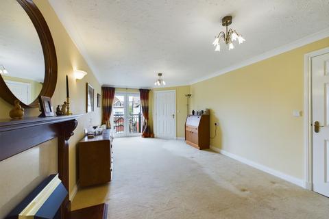 1 bedroom apartment for sale, Hardaker Court, 319-323 Clifton Drive South, Lytham St. Annes, FY8