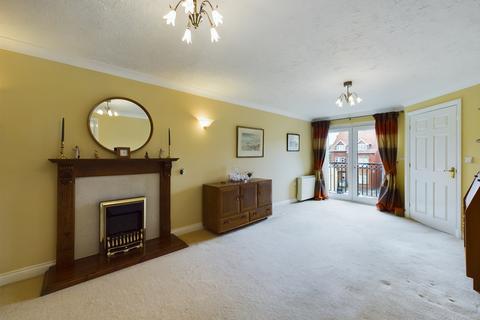 1 bedroom apartment for sale, Hardaker Court, 319-323 Clifton Drive South, Lytham St. Annes, FY8