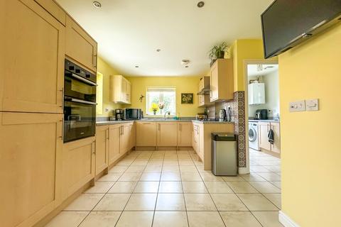 26 Fennel Road, Portishead, Bristol, BS20 7FB