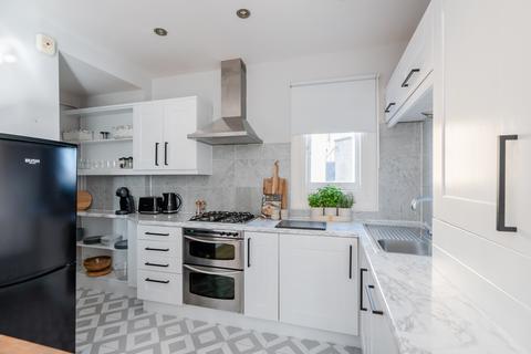 17/5 Colinton Road, Edinburgh, EH10 5DP