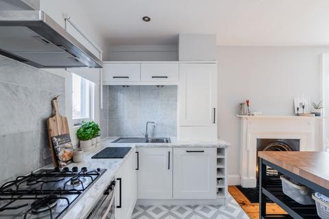 17/5 Colinton Road, Edinburgh, EH10 5DP