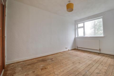 19 Burnett Close, Southampton, SO18 1JD