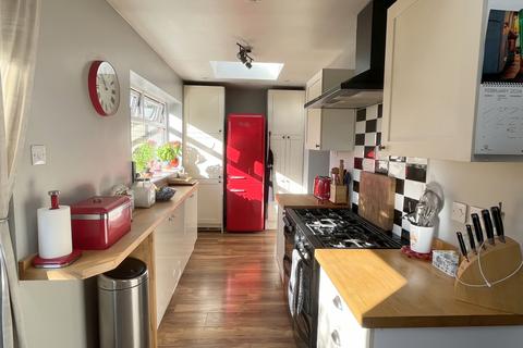 1 bedroom semi-detached bungalow for sale - Northway, Tewkesbury GL20