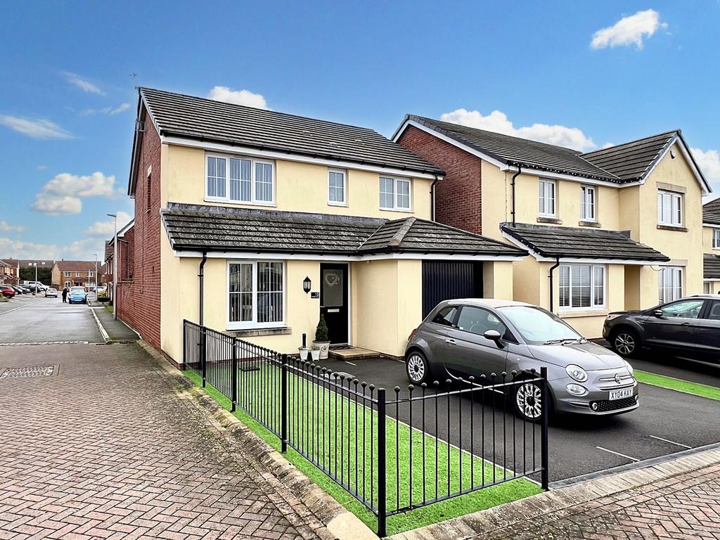 Heol Y Sianel, Rhoose Point, CF62 3ND 3 bed detached house for sale £
