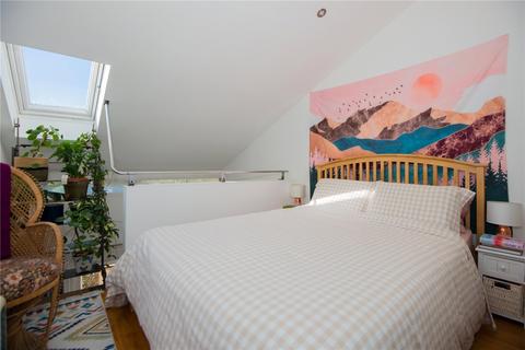 9a Sheendale Road, Richmond, TW9 2JJ