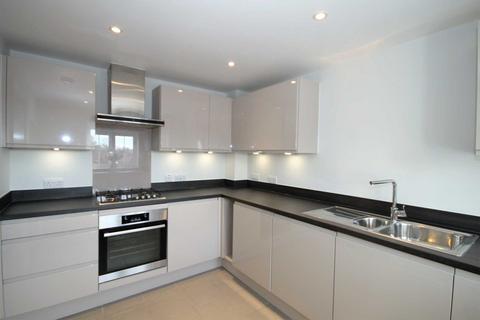 2 bedroom apartment for sale, Preston Manor Road, Tadworth