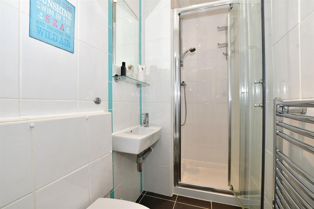 En Suite Shower Room