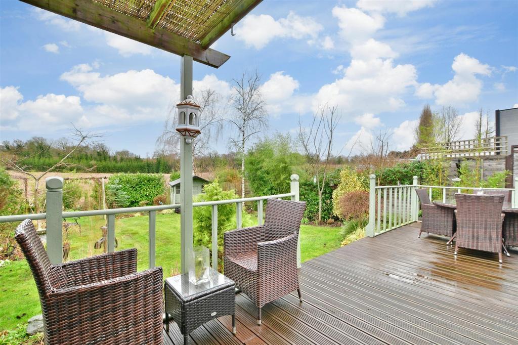 Patio / Decking