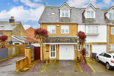3 bedroom townhouse for sale - Kingfisher Close, Garlinge, Margate, Kent