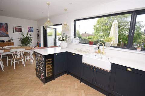 70 Castle Road, Whitstable, CT5 2EB
