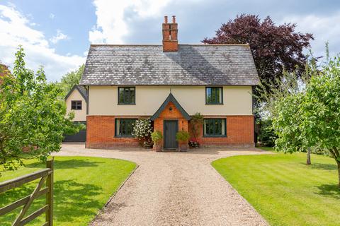 5 bedroom detached house for sale, Harleston IP20