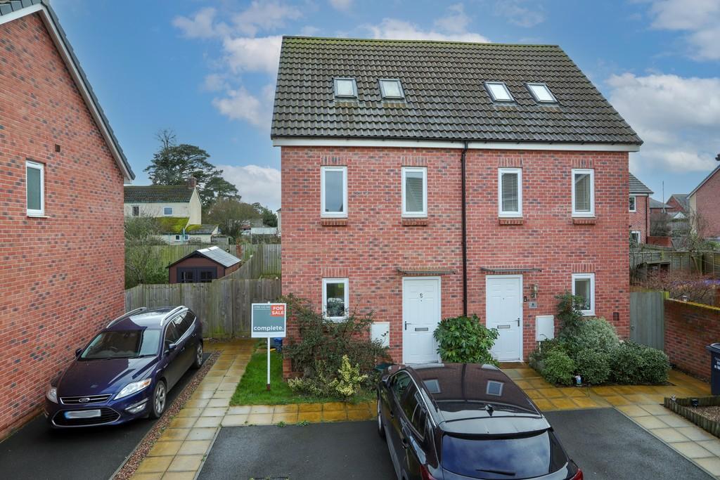 Beech Road, Cranbrook, Exeter 3 bed semidetached house for sale £250,000