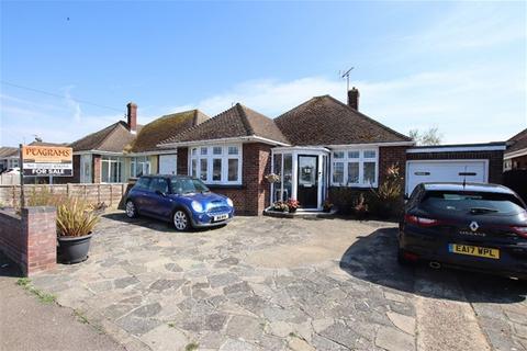 2 bedroom detached bungalow for sale, Deanhill Avenue, Clacton on Sea