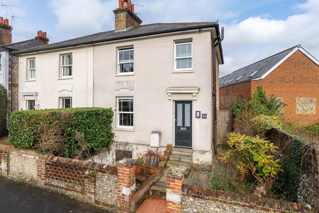 Hampstead Road, Dorking 3 bed semidetached house for sale £725,000