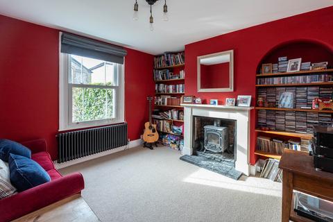 54 Hampstead Road, Dorking, RH4 3AE