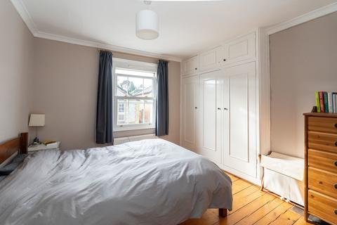54 Hampstead Road, Dorking, RH4 3AE