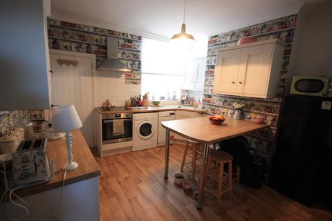 2 bedroom end of terrace house for sale - Liverpool Road, Red Street