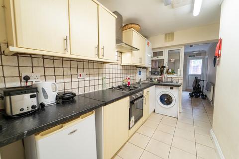 undefined, Bath Road, Hounslow
