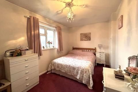3 bedroom terraced house for sale - First Avenue, Gwersyllt, Wrexham
