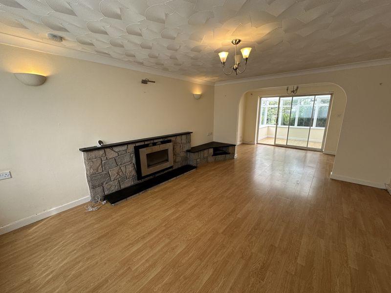 Bangor, Gwynedd 3 bed detached house for sale £300,000
