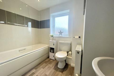86 Elder Road, Grimsby, DN34 4GE