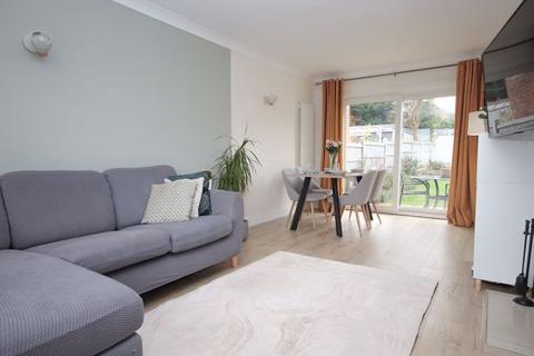 81 Hutton Drive, Hutton, Brentwood, CM13 2RP