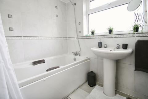 698a Whitton Avenue West, Northolt, UB5 4LA