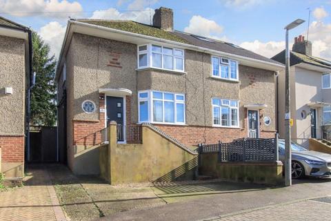 2 bedroom semi-detached house for sale, Corner Hall Avenue, Hemel Hempstead